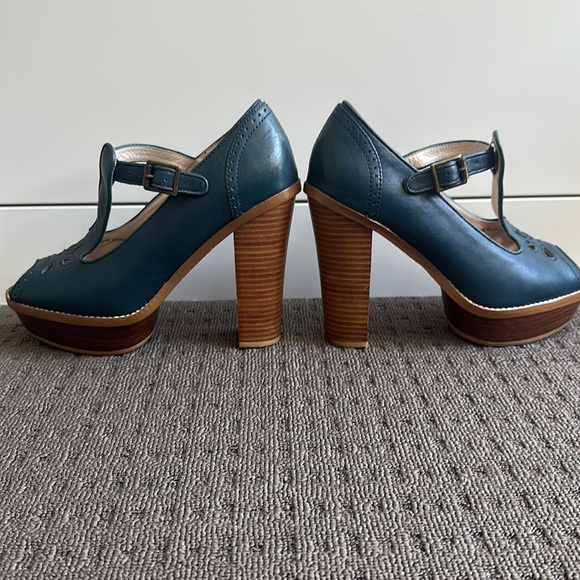 Super cute Gorman heels AU39 - Picture 5 of 7